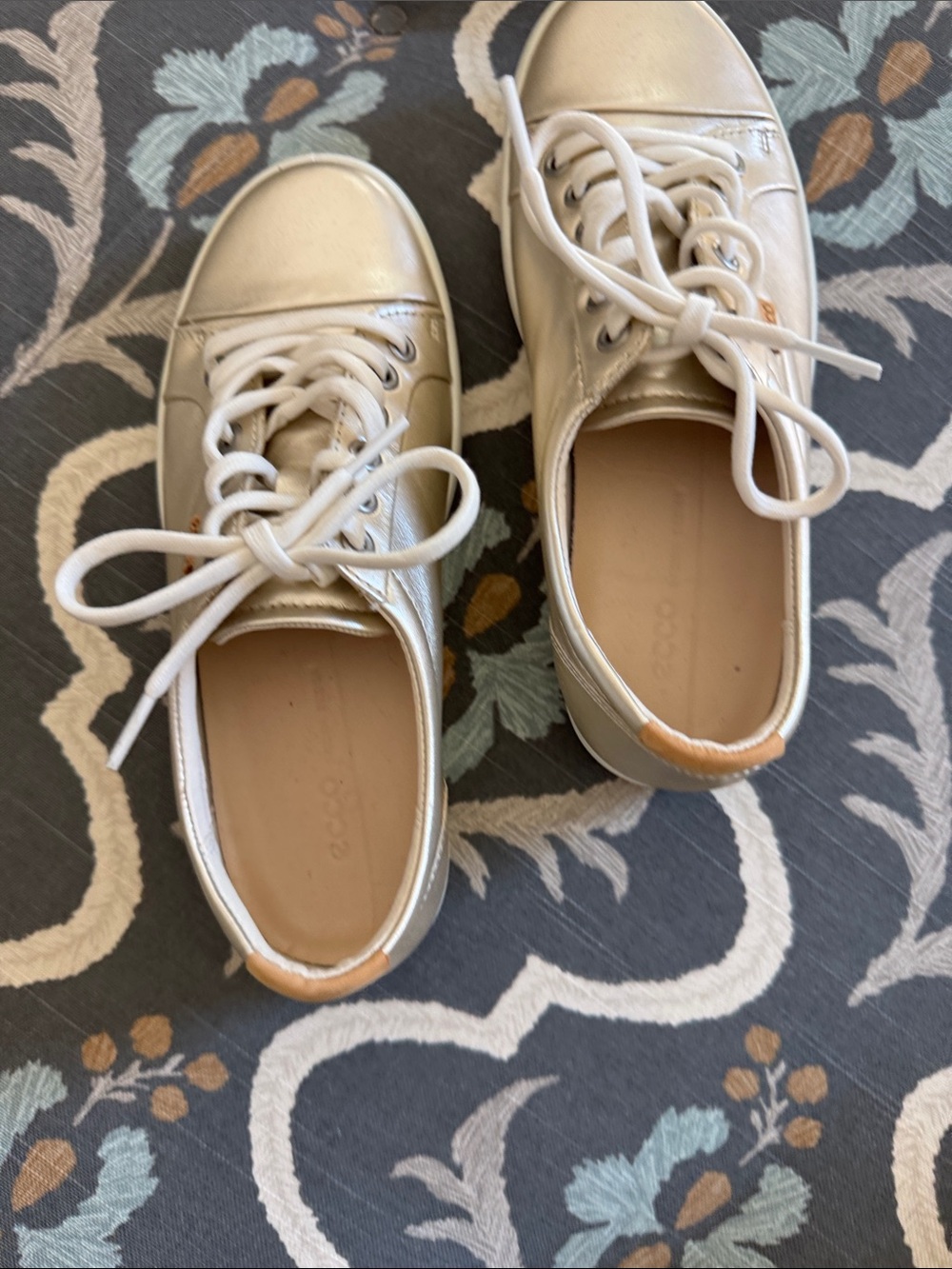 Ecco sneaker